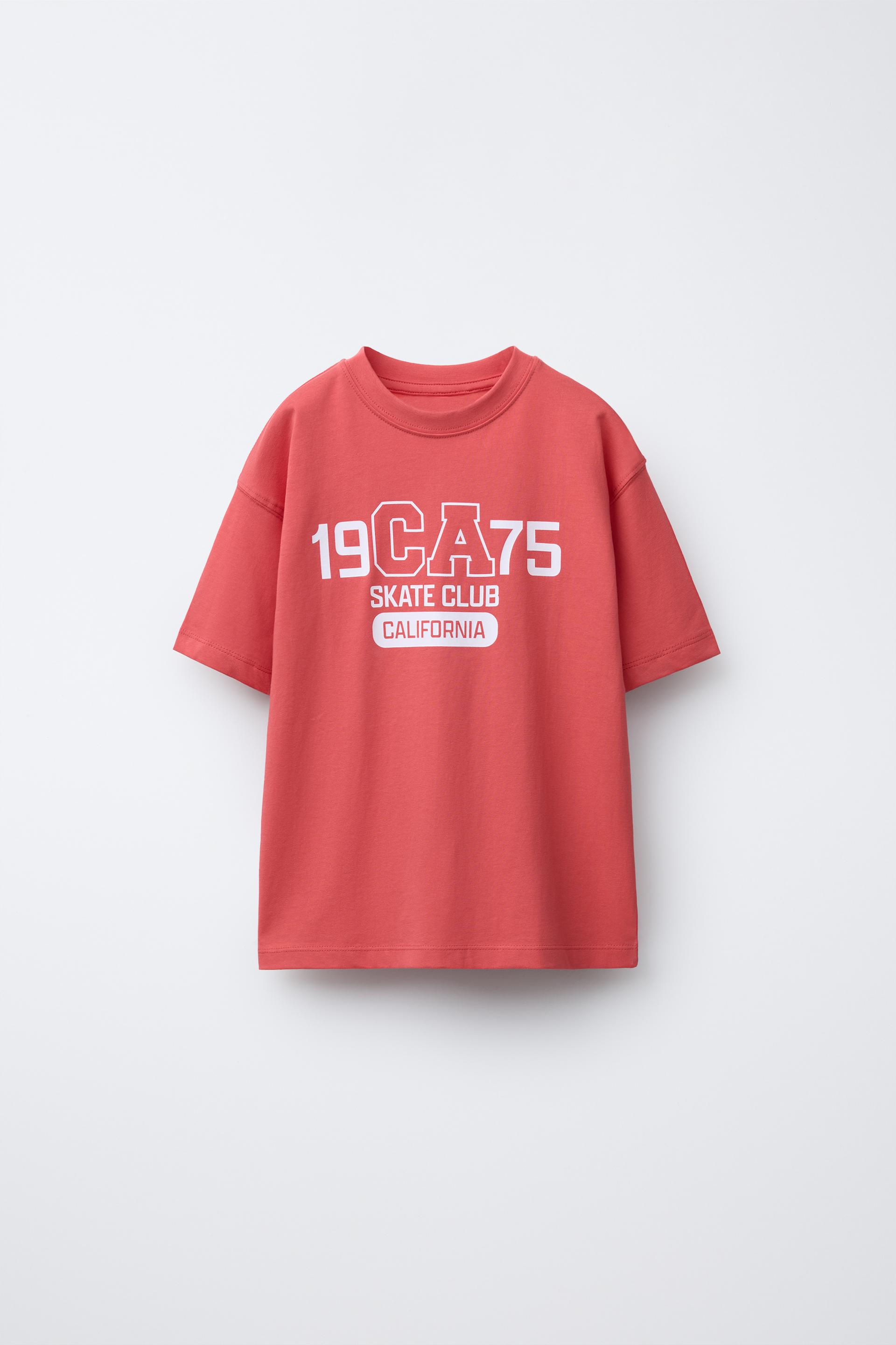 T-SHIRT INSCRIPTION VARSITY